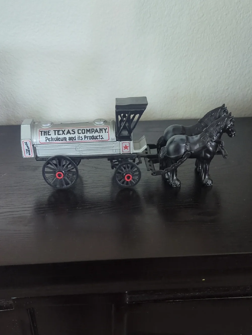 Vintage The Texas Company Petroleum Tank With Horse And Buggy Piggy Bank